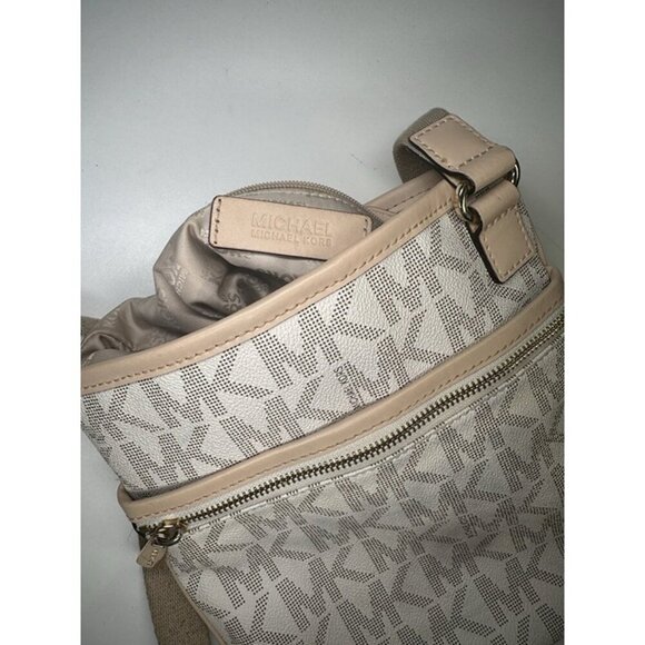 Michael Kors White signature Snap Crossbody bag - Picture 7 of 7